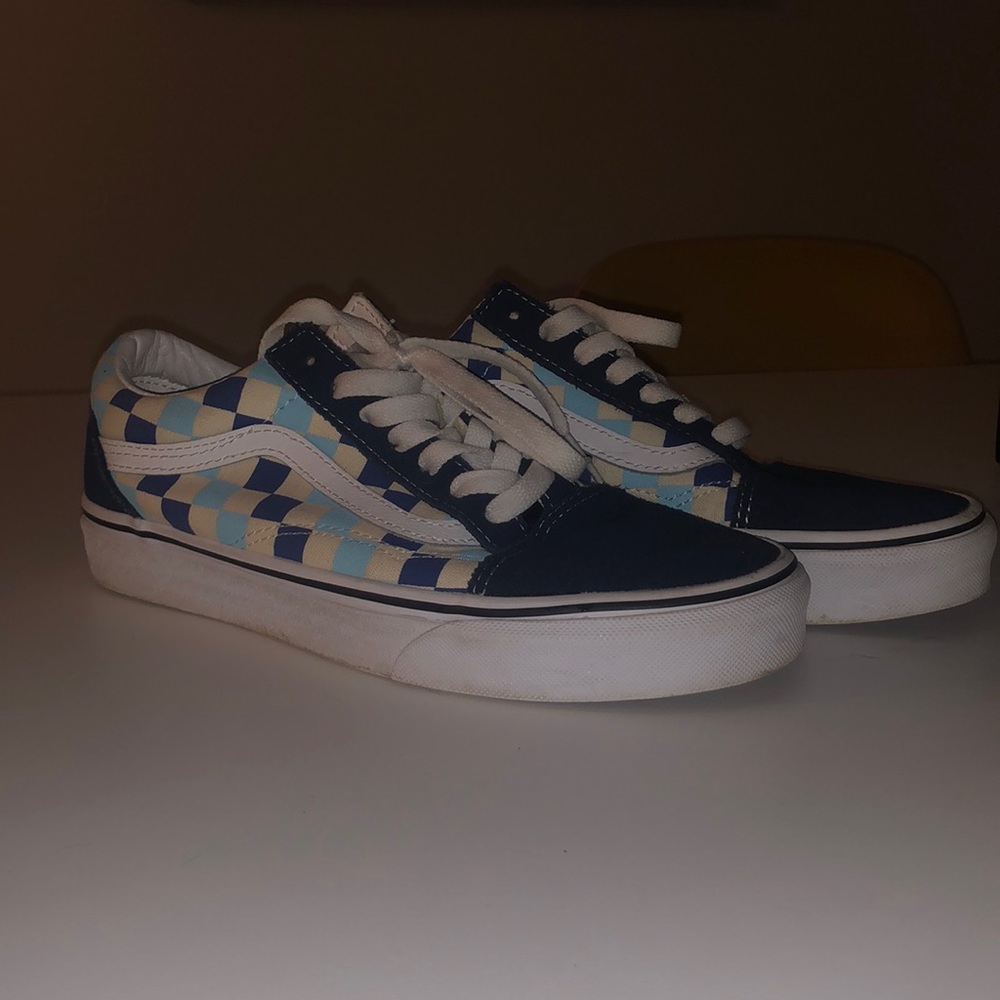 Vans size 7.5 (Woman’s )